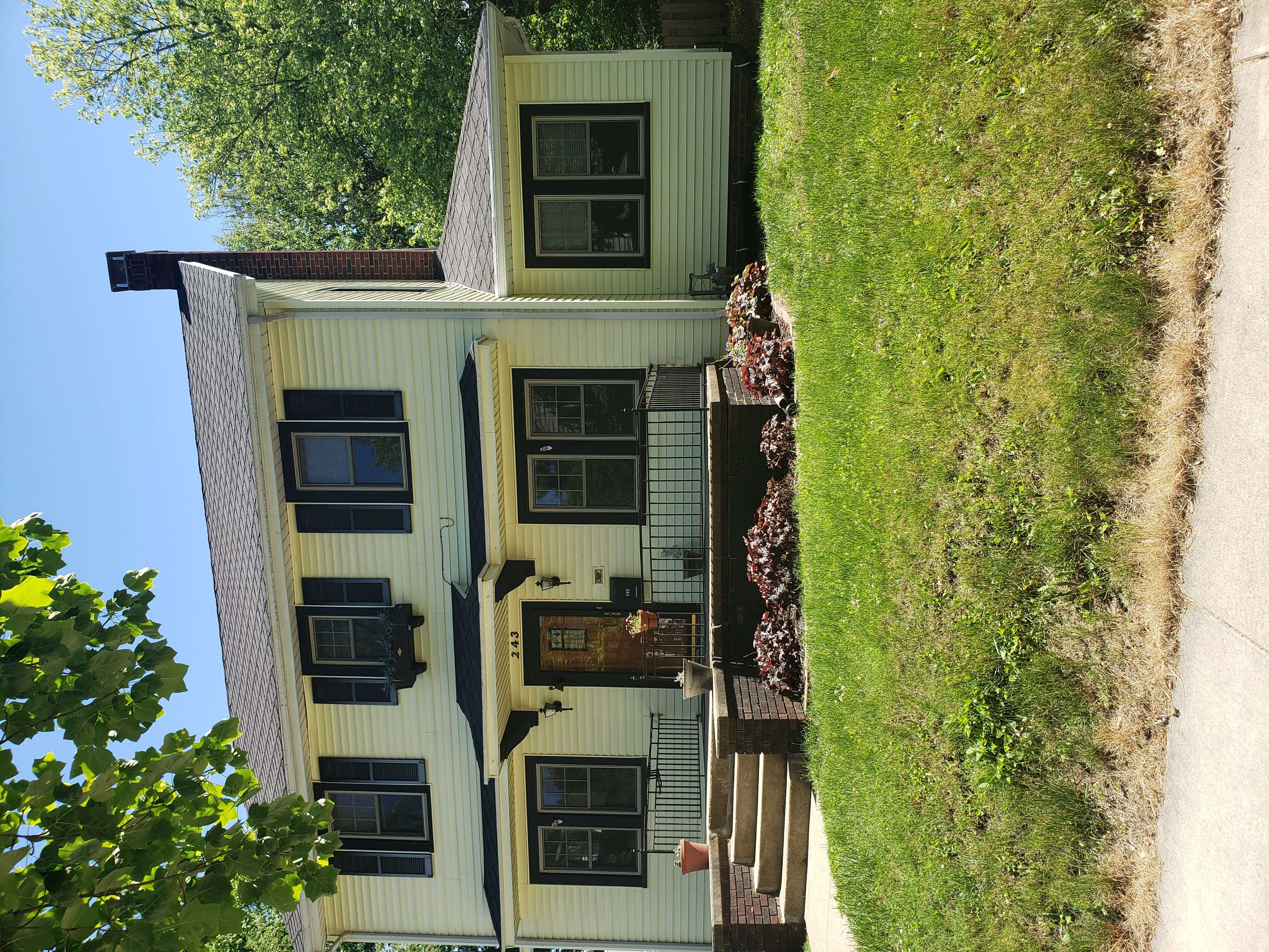 find-apartments/Connolly-Street/243-Connolly-Street-West-Lafayette/1812