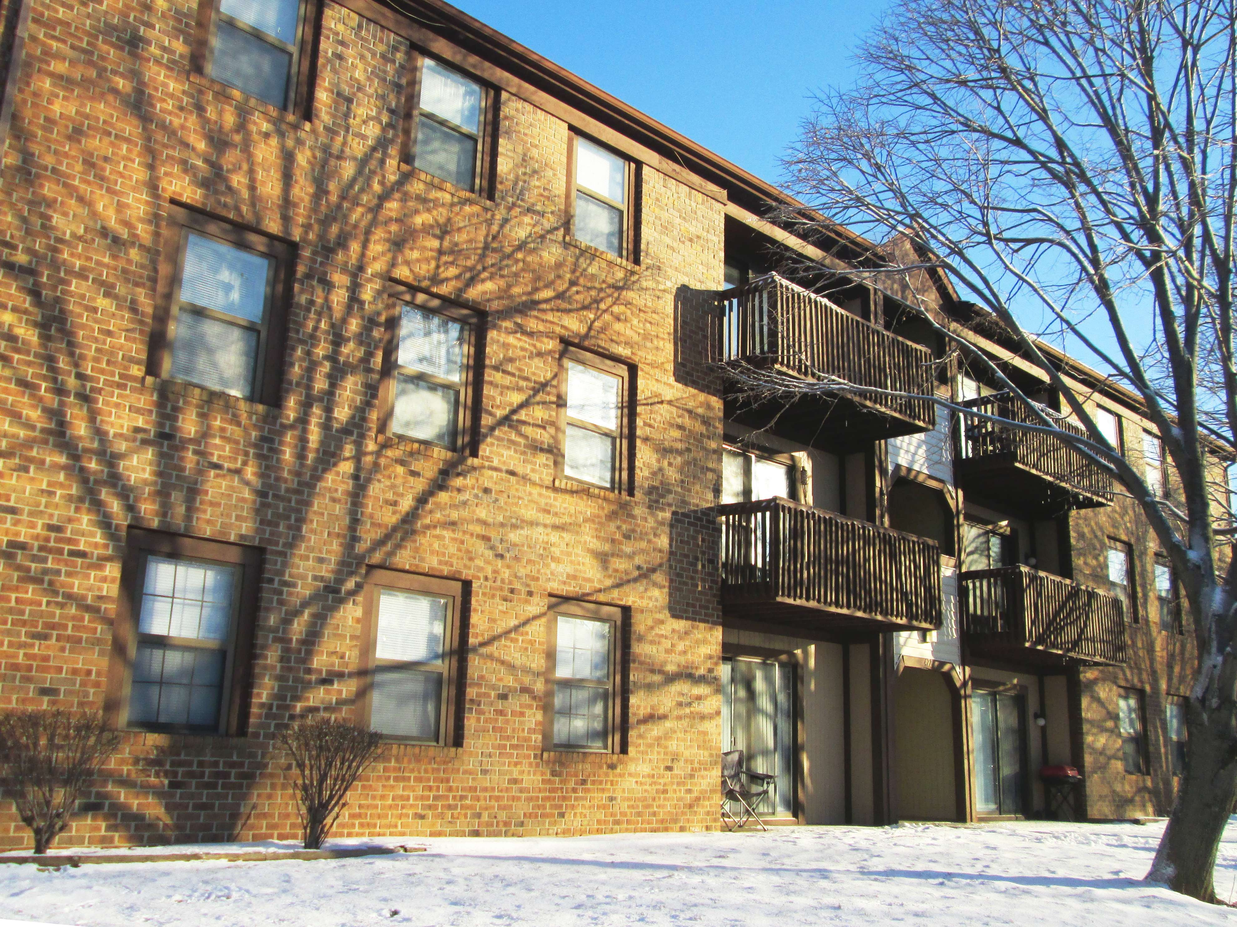 find-apartments/Hemingway/422-Harrison-Street-West-Lafayette/1471